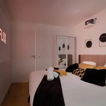 De Luxe A 10 Min De Paris - Sauna, Cinema * 巴纽