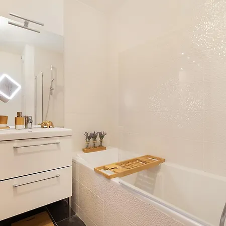 De Luxe A 10 Min De Paris - Sauna, Cinema * 巴纽